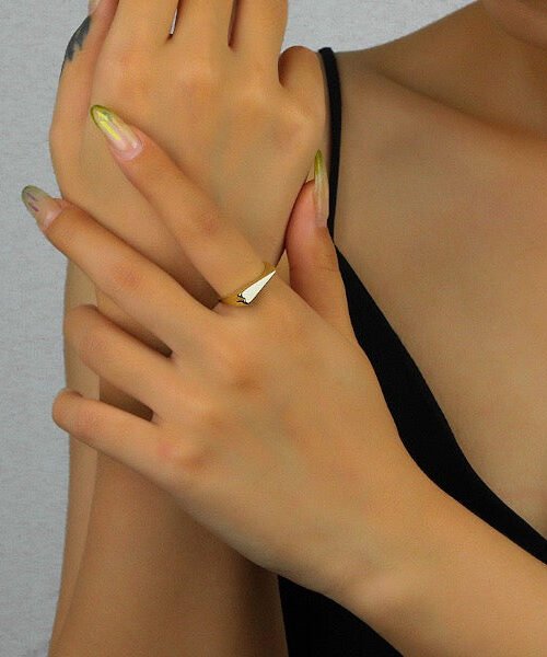 Heart-Shaped Slim Ring-Gold plated