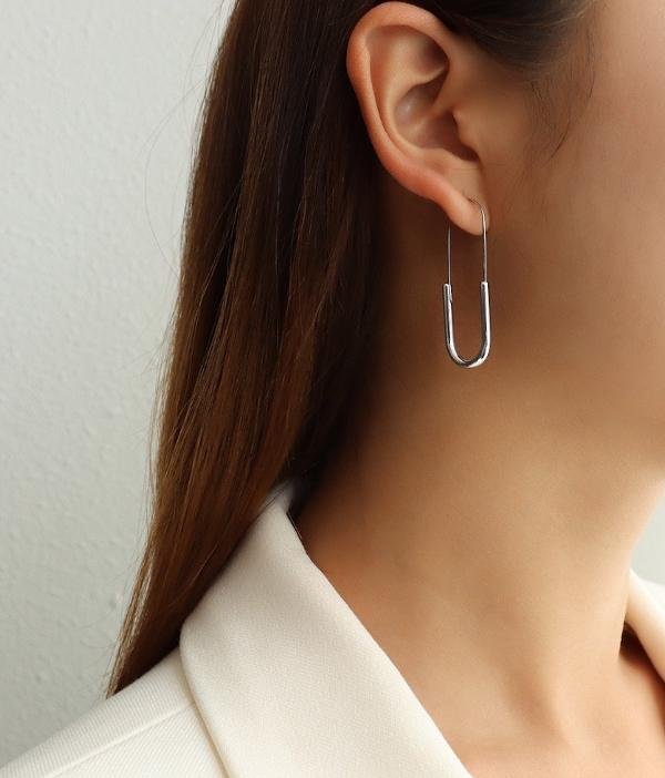 Minimal Design Paper Clip Hoop Earrings - Image 3