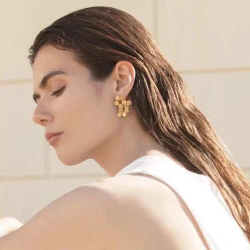 Elegant Flower Bouquet Earrings - Image 4