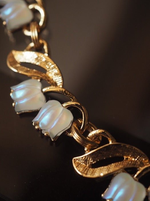 Moonlight Muguet - Vintage Lily of the Valley necklace - Image 6