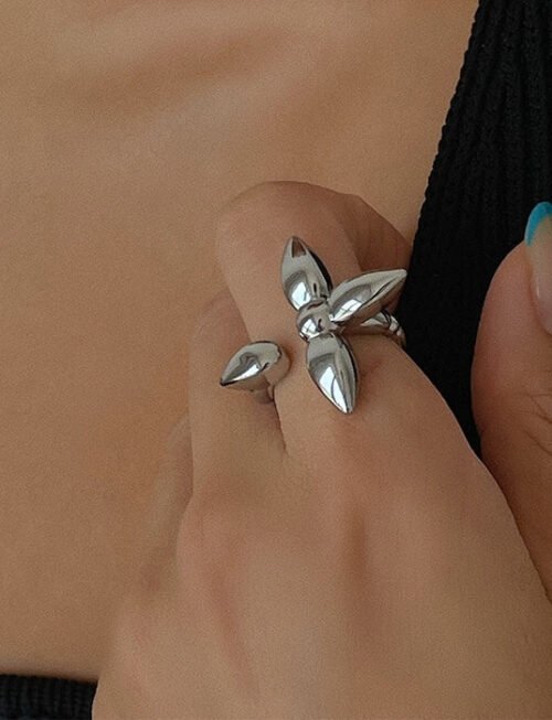 Minimalist Four Leaf Design Adjustable Ring