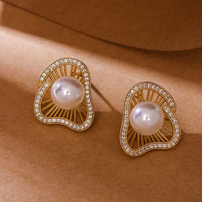 Lotus Design Sparkling Pearl Earrings n Rings - Image 6