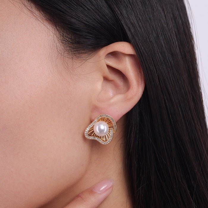Lotus Design Sparkling Pearl Earrings n Rings - Image 3