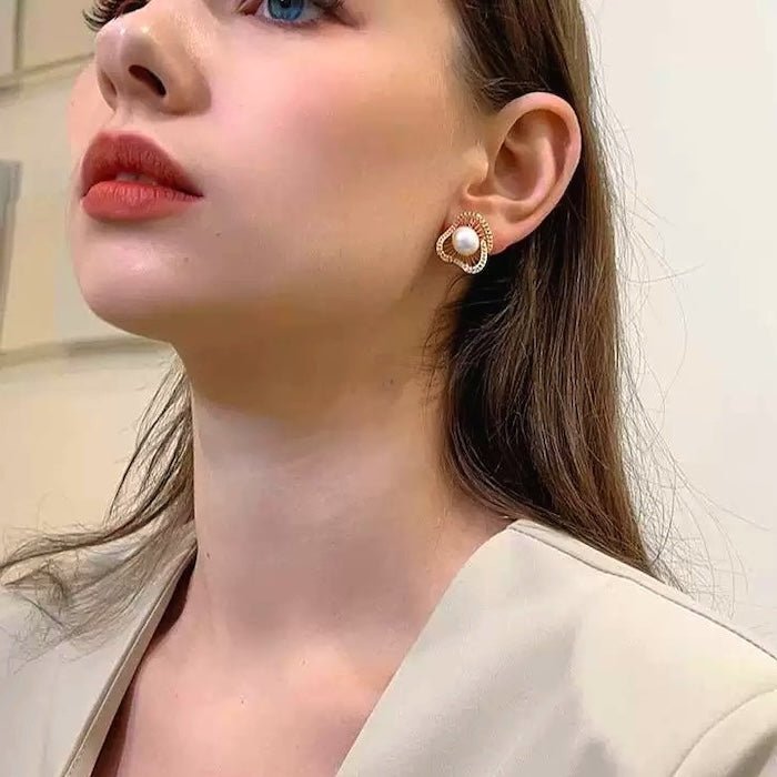 Lotus Design Sparkling Pearl Earrings n Rings - Image 7