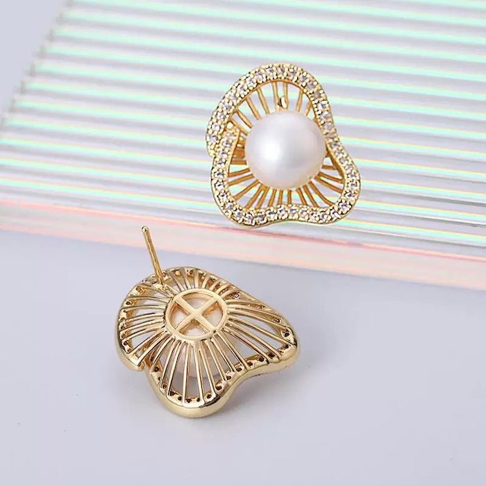 Lotus Design Sparkling Pearl Earrings n Rings - Image 9