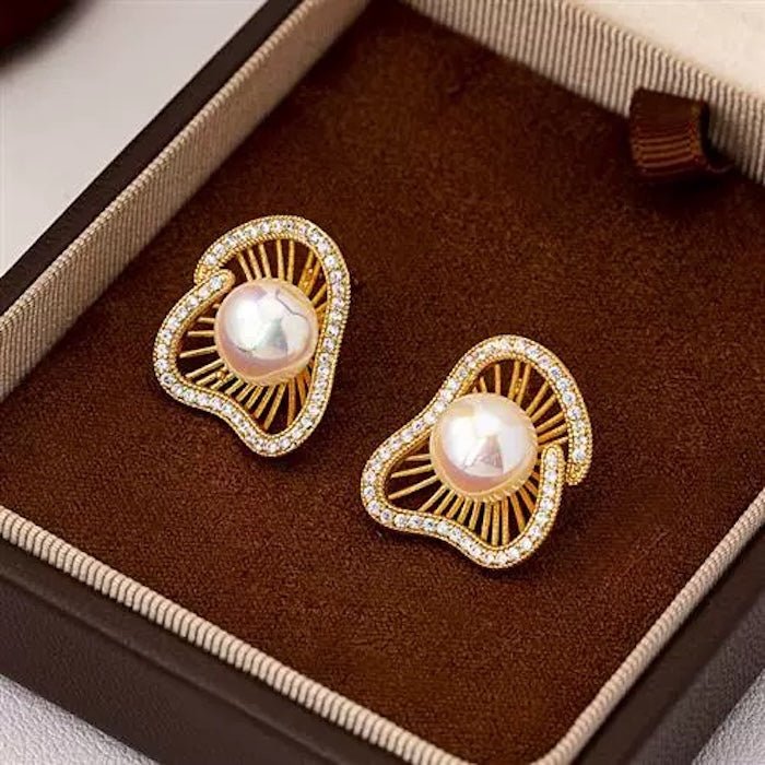Lotus Design Sparkling Pearl Earrings n Rings - Image 2